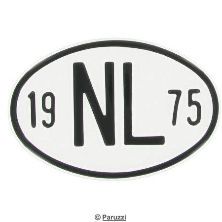 afbeelding Nationaliteits plaatje. NL 1975